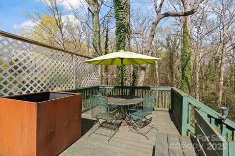 311 3rd Avenue Se Dr SE, Hickory, NC 28602 photo 36