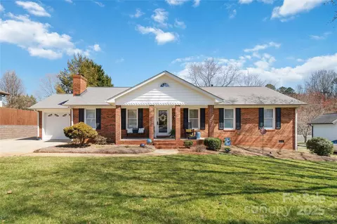 1558 Pine Creek Rd, Gastonia, NC 28056