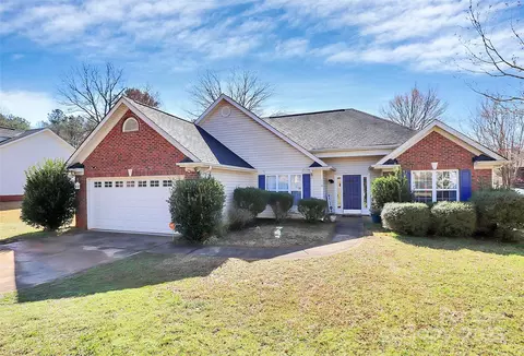 1229 Kent Dr, Lancaster, SC 29720