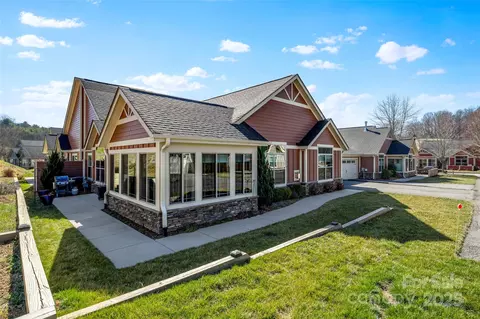 34 Westfield Way, Candler, NC 28715
