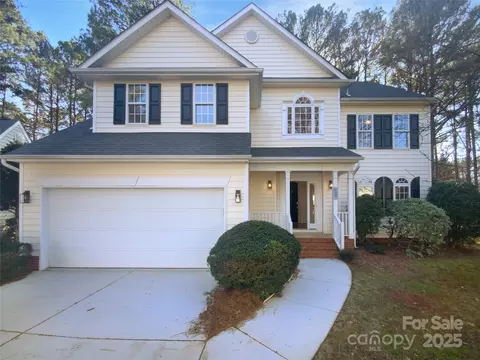 6318 Pink Dogwood Ln, Charlotte, NC 28262