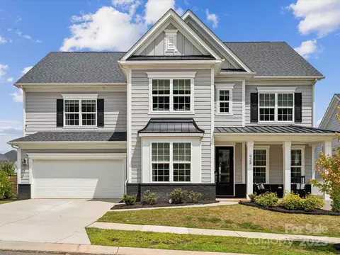924 Stebbins Dr, Fort Mill, SC 29715