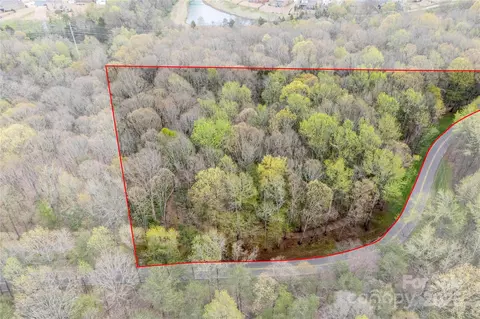 10835 Wildlife Rd, Charlotte, NC 28278