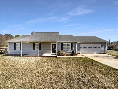 867 Meadow Hill Ct, Lincolnton, NC 28092