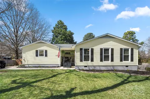 2413 Hoffman St, Gastonia, NC 28054