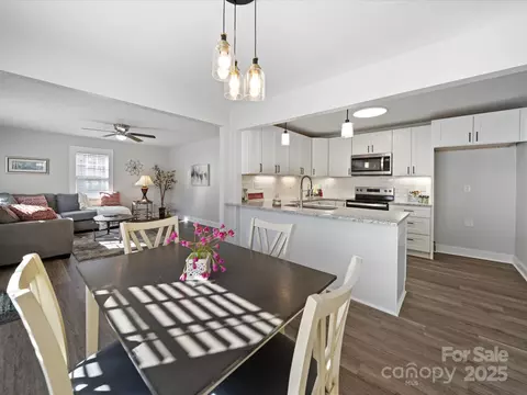 407 E Talleyrand St, Monroe, NC 28112 photo 7