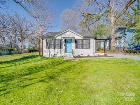 407 E Talleyrand St, Monroe, NC 28112