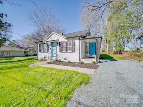 407 E Talleyrand St, Monroe, NC 28112 photo 2