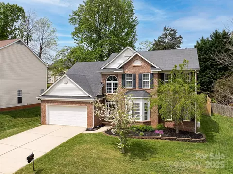 12729 Mcginnis Ln, Huntersville, NC 28078