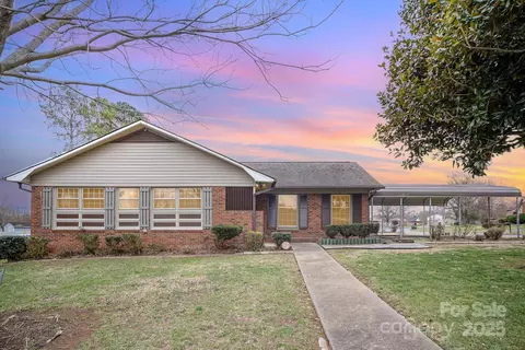 2039 Bangor 12 Rd #12, Charlotte, NC 28217