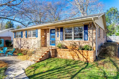 6956 Oakstone Pl, Charlotte, NC 28210