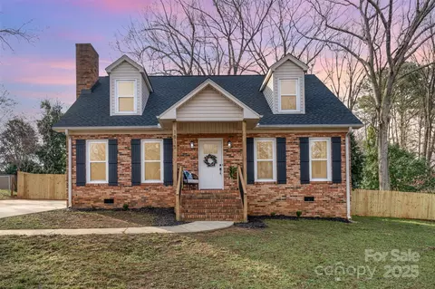 1815 Townes Ct, Rock Hill, SC 29730