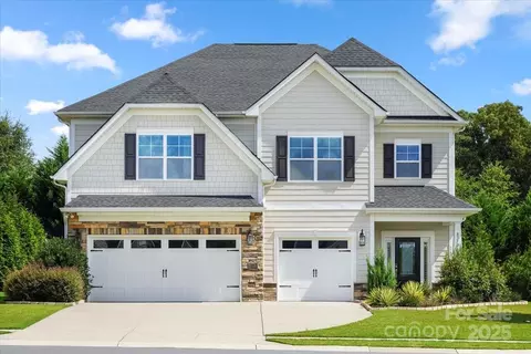 8310 Sandstone Crest Ln, Indian Land, SC 29707