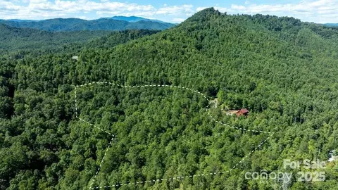 Quiet Creek Lane, Lenoir, NC 28645