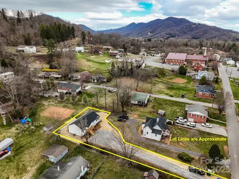 25 Phillips St, Canton, NC 28716 photo 9