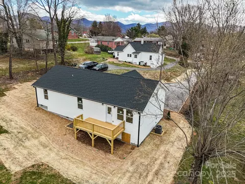 25 Phillips St, Canton, NC 28716 photo 7
