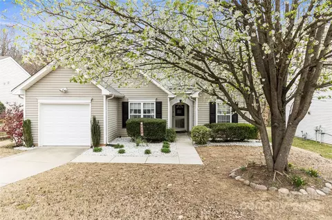 2316 Meadecroft Rd, Charlotte, NC 28214