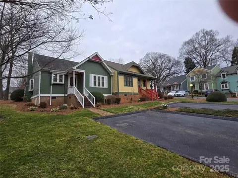 446 Windsor Ln, Statesville, NC 28677