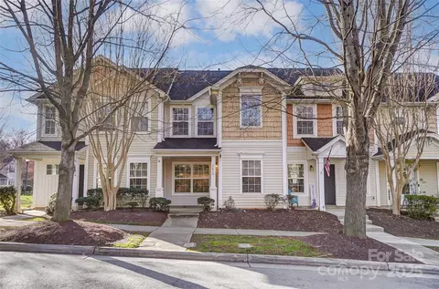 17612 Caldwell Track Dr, Cornelius, NC 28031