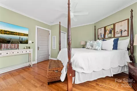 308 W First St, Lowell, NC 28098 photo 11