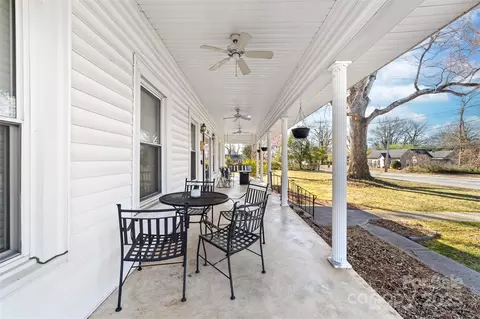 308 W First St, Lowell, NC 28098 photo 26
