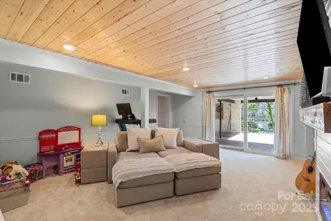 910 Forest 14 Dr #14, Lancaster, SC 29720 photo 28