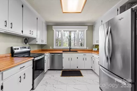910 Forest 14 Dr #14, Lancaster, SC 29720 photo 13