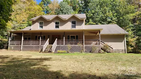 230 Sgt Pardue Cir, Zionville, NC 28698