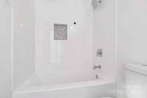 Bath - 1156 9th St, Lancaster, SC 29720 photo 3 of 4