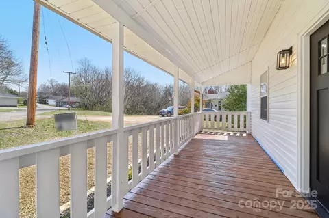 Exterior - 1156 9th St, Lancaster, SC 29720 photo 4 of 4