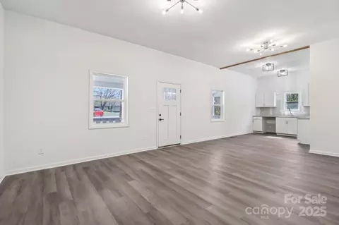 Living - 1156 9th St, Lancaster, SC 29720 photo 2 of 3