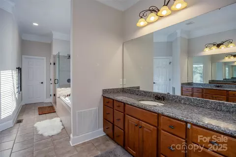 Bath - 182 Hidden Cir, Ridgeway, SC 29130 photo 3 of 6
