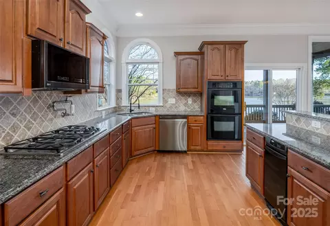 Kitchen - 182 Hidden Cir, Ridgeway, SC 29130 photo 3 of 3