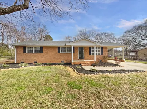 206 Oshea Ave, Gastonia, NC 28056