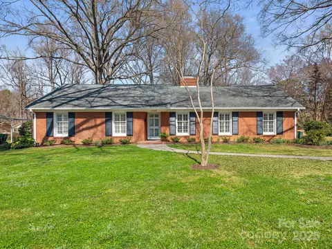 3329 Cornish Pl, Charlotte, NC 28210