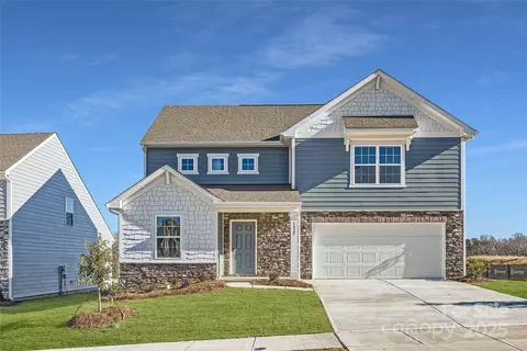 1825 Broom Maker Dr, Bessemer City, NC 28016