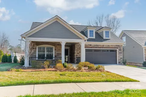 1005 Headwaters Ct, Matthews, NC 28104 photo 1