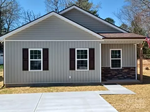 140 Swimmers Ln, Salisbury, NC 28146