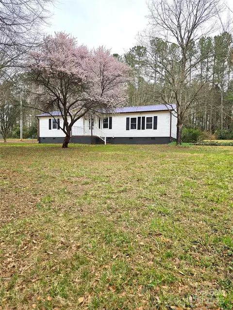 1607 W Nc 27 Hwy, Lincolnton, NC 28092