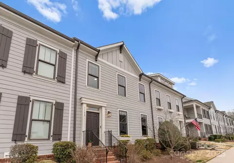 118 Mint B Ave #B, Mooresville, NC 28117
