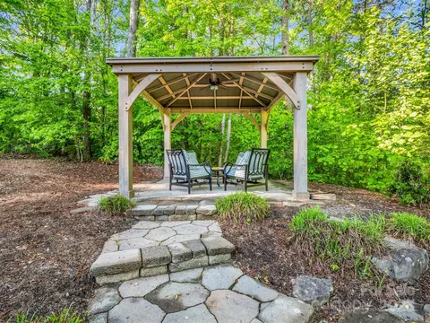Exterior - 39 W Rambling Crk, Tryon, NC 28782 photo 6 of 9