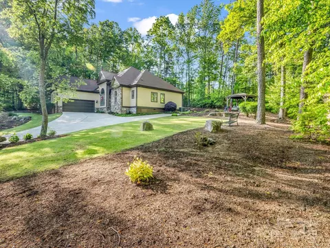 Exterior - 39 W Rambling Crk, Tryon, NC 28782 photo 3 of 9