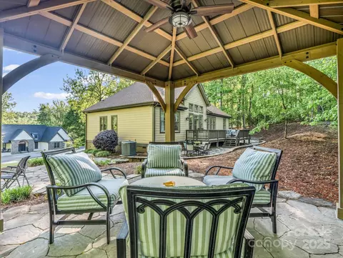 Exterior - 39 W Rambling Crk, Tryon, NC 28782 photo 7 of 9