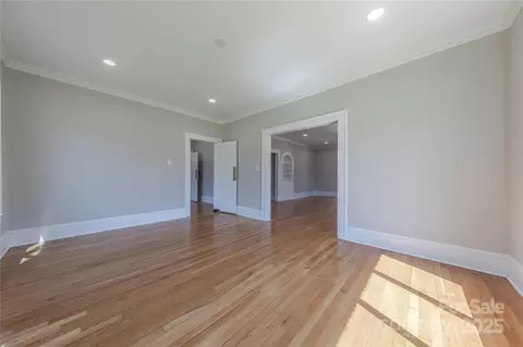Living - 410 E Arch St, Lancaster, SC 29720 photo 2 of 7