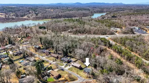 View/Area - 5230 Northview Dr, Hickory, NC 28601 photo 2 of 3