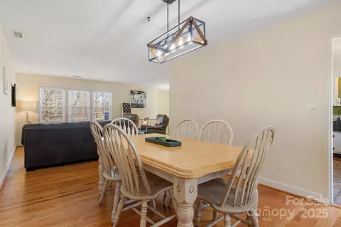 Dining - 5230 Northview Dr, Hickory, NC 28601 photo 3 of 3