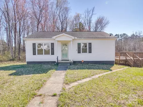 5985 Bertie Ave, Salisbury, NC 28147