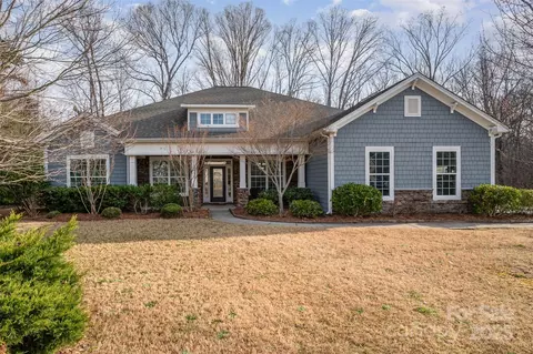 1061 Verbena Ct, Tega Cay, SC 29708