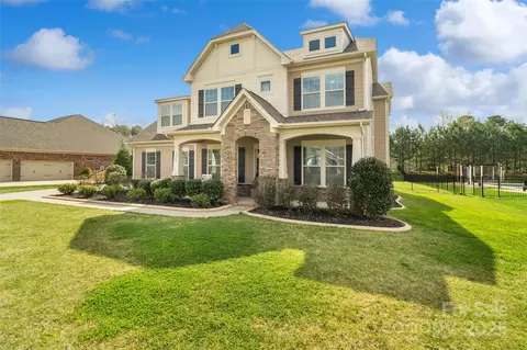 Exterior - 1022 Torrens Dr, Monroe, NC 28110 photo 2 of 8