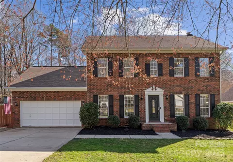 3017 Laurelwood Dr, Matthews, NC 28105